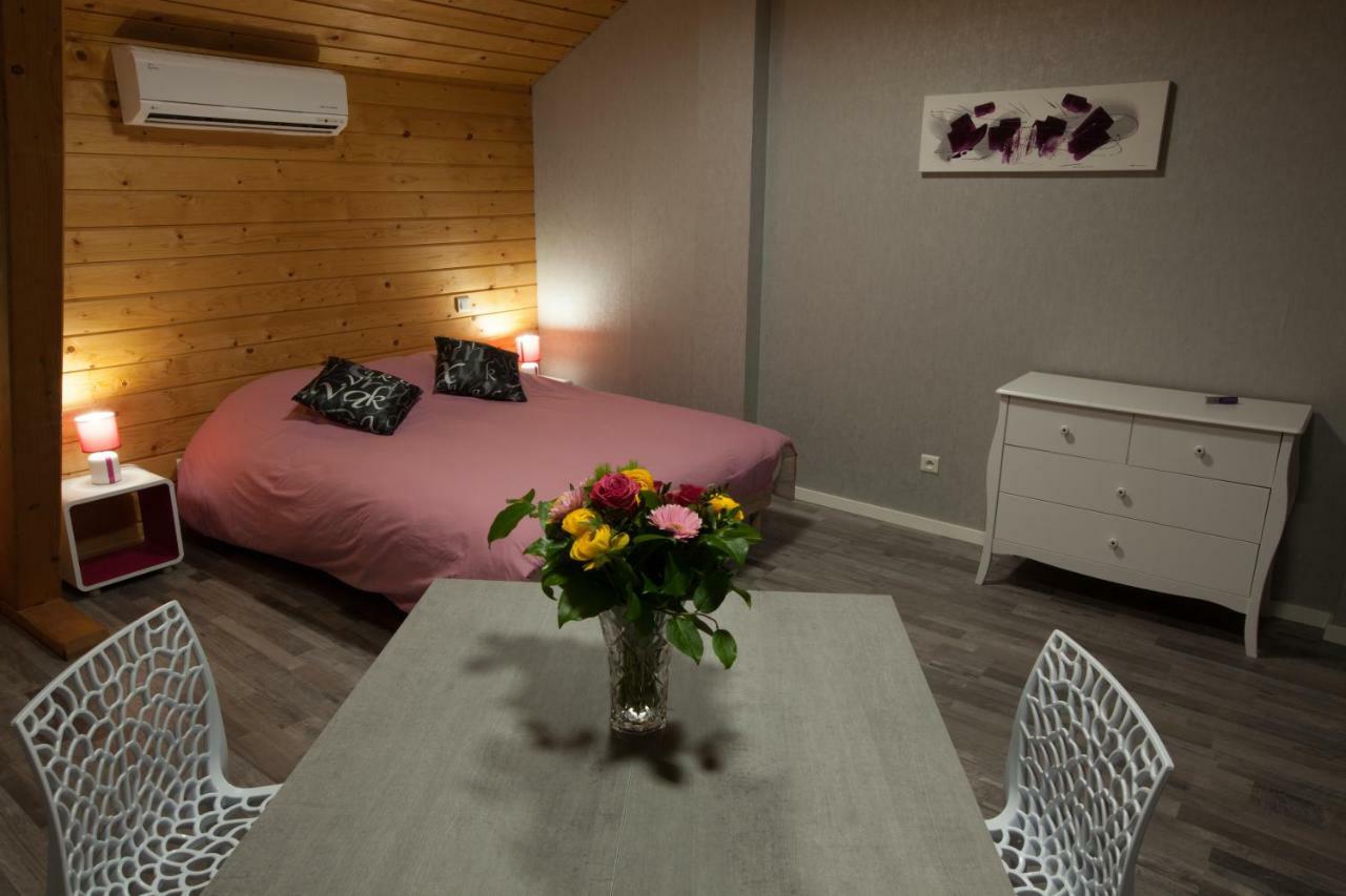 Chambres D'Hotes Les Houes La Grande Fosse Bagian luar foto